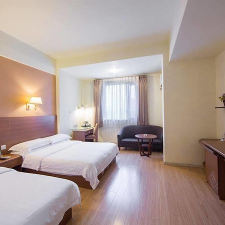 Anyi 158 Hotel Chengdu East Ma Peng Экстерьер фото
